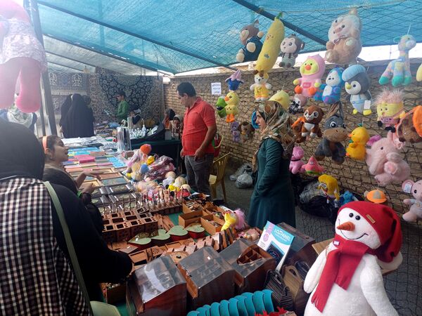 جشنواره و نمایشگاه بومی و محلی بهار در بهار روستای جندابه