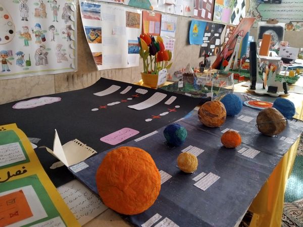 جشنواره هنری «ماها» در دبیرستان معراج ناحیه یک کرج 