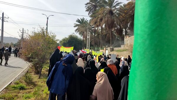 حضور پرشور مردم حاجی‌آباد در راهپیمایی باشکوه ۲۲ بهمن