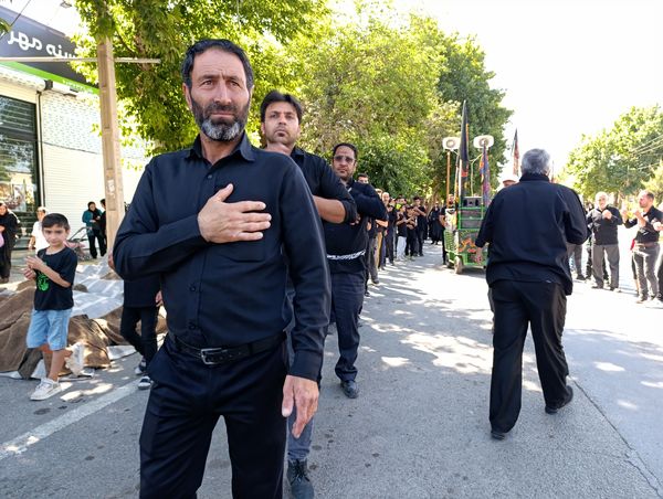 عاشورای حسینی در آشخانه و ۷۲ دیگ غذای نذری