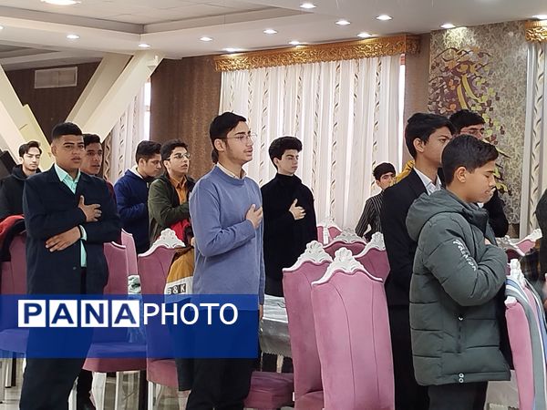 جلسه رؤسای شوراهای دانش‌آموزی مدارس شهرستان کاشمر