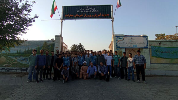 اعزام دانش‌آموزان دبیرستان ائمه طاهرین(ع) شهر جعفریه قم به اردوگاه ملاصدرا
