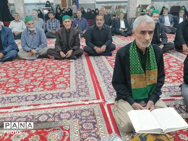 برگزاری آیین  بزرگداشت آیت الله سید علی خامنه ای در مسجد جامع شهر بار