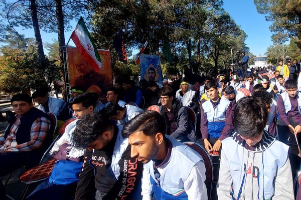 افتتاحیه ملی اردوی راهیان نور همزمان با گرامیداشت روز نوجوان و هفته بسیج دانش‌آموزی در گلزار شهدای تهران