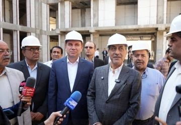 بازدید معاون رئیس‌جمهور از روند ساخت مدرسه ۱۸ کلاسه پروین اعتصامی بوشهر