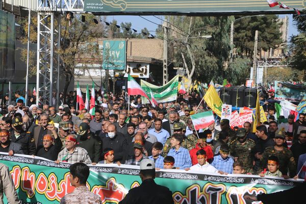 فریاد استکبار ستیزی از ورامین طنین انداز شد