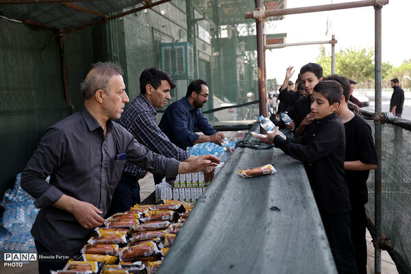 برگزاری همایش بزرگ جمع‌خوانی دانش‌آموزان با اجرای سرود و نوحه حماسی «باید برخاست»