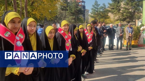 مشق همدلی دانش‌آموزان پیشتاز در آموزش و پرورش ناحیه ۶ مشهد 