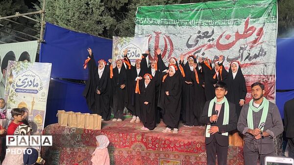 تجلیل از مادران پرمهر و پرستاران فداکار در رویداد اجتماعی «مادری»