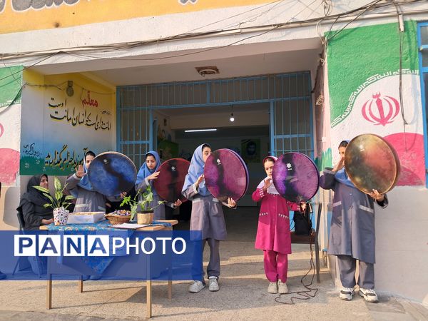 جشن میلاد حضرت زینب(س) در دبستان شهید احمدپور قائمشهر
