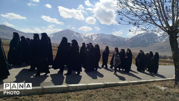 روستای دزک در سوگ ولی امر مسلمین