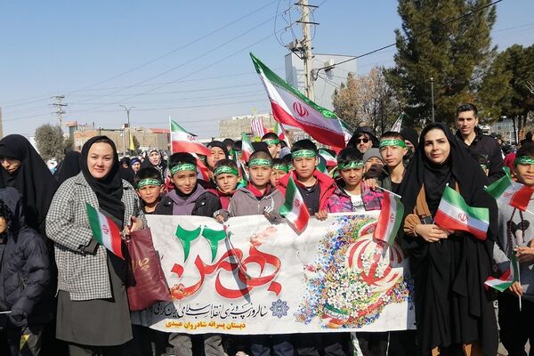 شکوه همبستگی مردم شهید پرور فشافویه در راهپیمایی ۲۲ بهمن