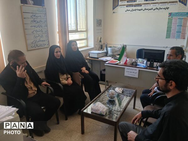 بازدید کارشناسان استانی از روند اجرایی پروژه مهر شهرستان درگزین 