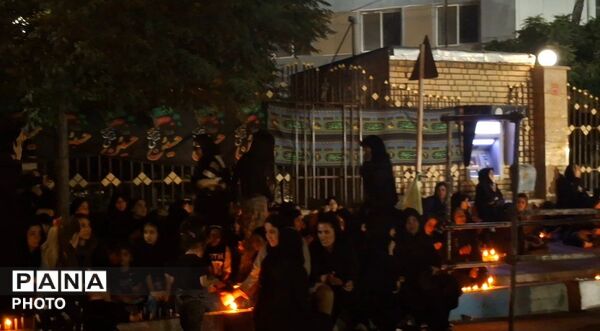 شام غریبان سیدالشهدا(ع) در هیئت جوانان علی‌اکبر شهرک فرهنگیان 