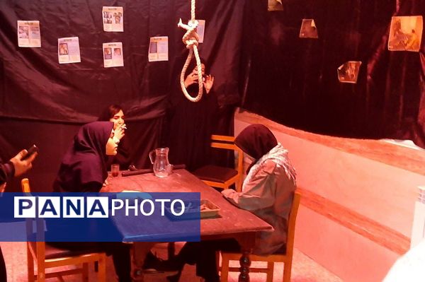 مدرسه انقلاب با روایت دانش‌آموزی در دبیرستان شاهد بنت‌الهدی 