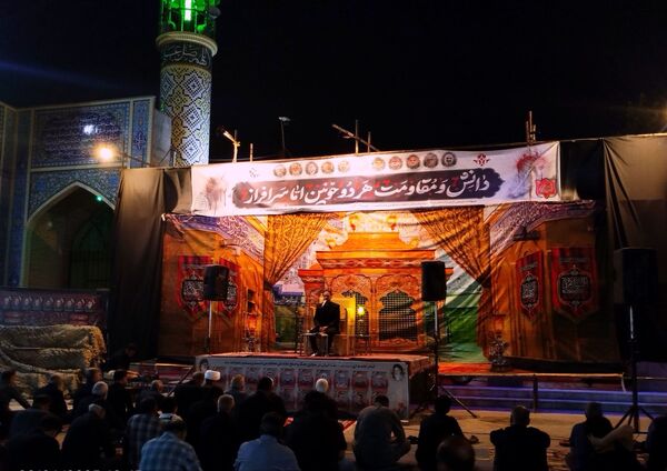 مراسم عزاداری سیدالشهدا در کنار مزار شهدای گمنام نیشابور