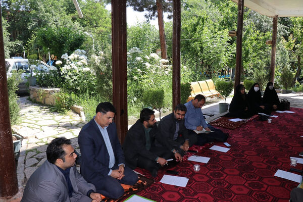 جلسه هماهنگی و برگزاری اردوی (حورا) نواحی 7 گانه مشهد و تبادکان