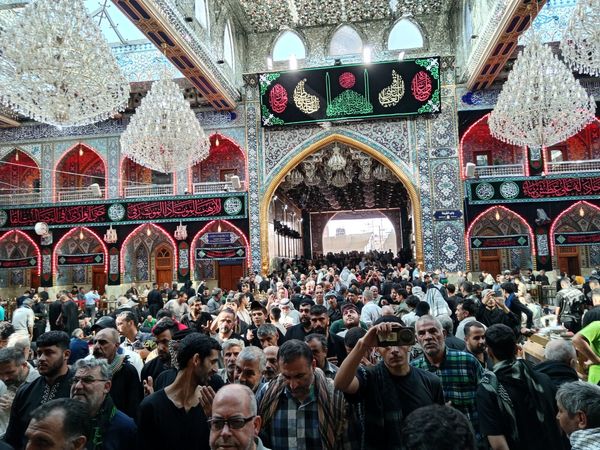 پیاده روی اربعین  و زیارت حرمین مطهر امام حسین علیه السلام و حضرت ابوالفضل عباس علیه السلام 