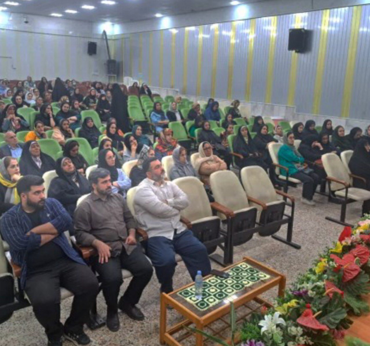 کارگاه آموزش خانواده با موضوع تحکیم بنیان خانواده برگزار شد