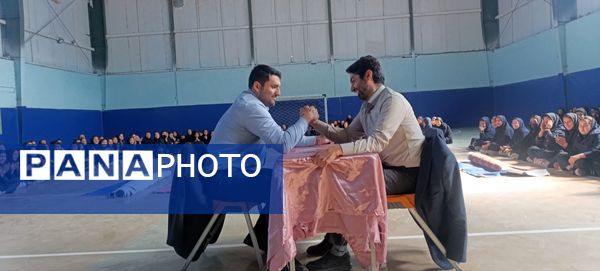 المپیاد ورزشی درون مدرسه ای در مدارس متوسطه اول و دوم دخترانه شهر نسر 