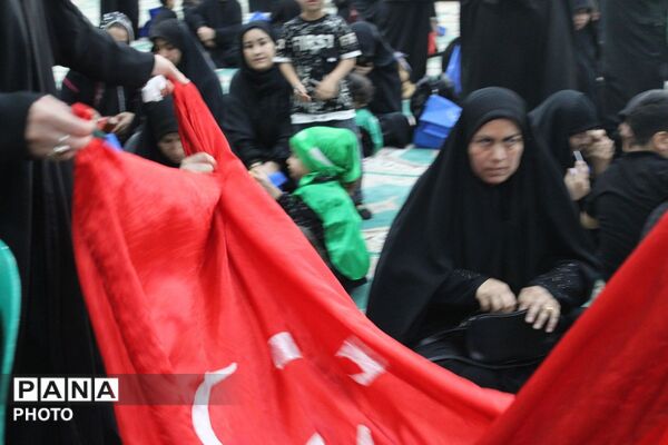 همایش بزرگ شیر خواران حسینی در مصلا نماز جمعه چهاردانگه