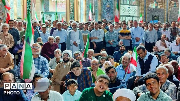  نود و نهمین شب تجمعات مردمی شهرستان نجف‌آباد؛ جلوه‌ای از بصیرت و همبستگی