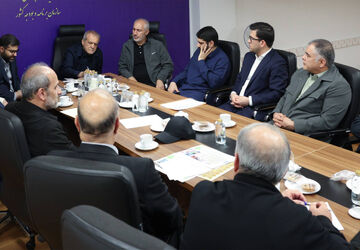 نباید با آمار غیرواقعی ‌شرایط را عادی جلوه داد