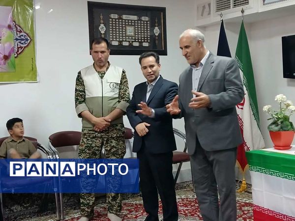 آغاز سال تحصیلی با اهدا کیف و لوازم تحریر به دانش‌آموزان تحت حمایت کمیته امداد در خلیل آباد