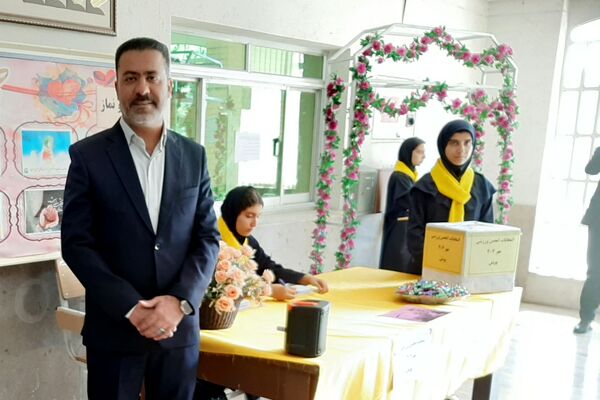 انتخابات انجمن ورزشی در دبیرستان پویش ناحیه 3 شیراز