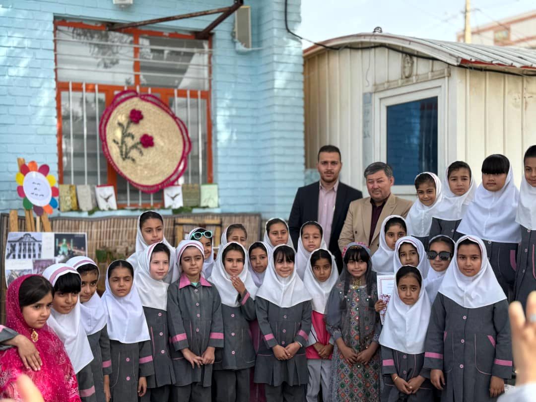 شناخت اقوام وفر هنگ‌های مختلف در دبستان نامجو 