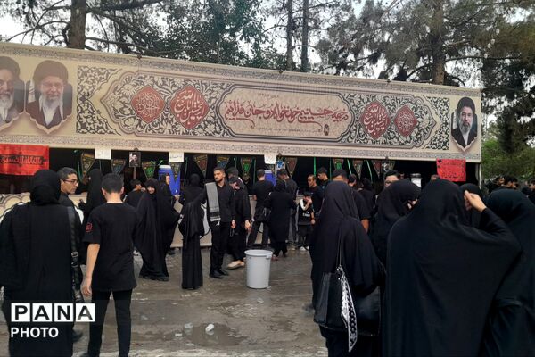 وقتی اشک‌ها با مزارِ شهدا ملاقات می‌کنند