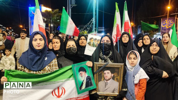 پنجاه شب میدان داری وحدت و همبستگی