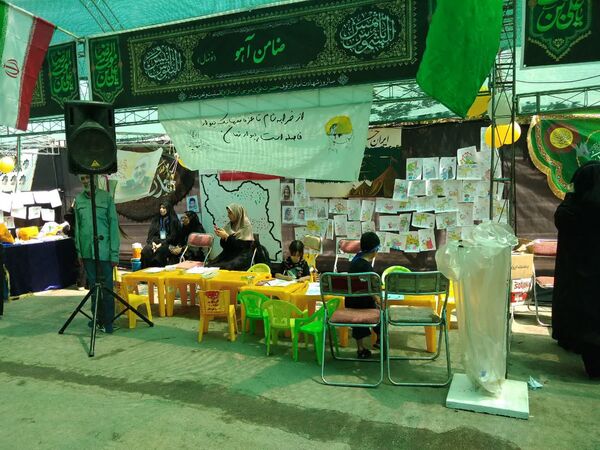 برپایی موکب شهدای شاهنامه و شهرداری منطقه ۱۲ و پذیرایی از زائران امام رضا (ع) در مشهد 