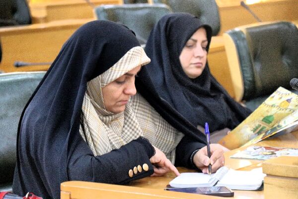 مراسم تقدیر از معاونان آموزشی سراسر کشور در مشهد