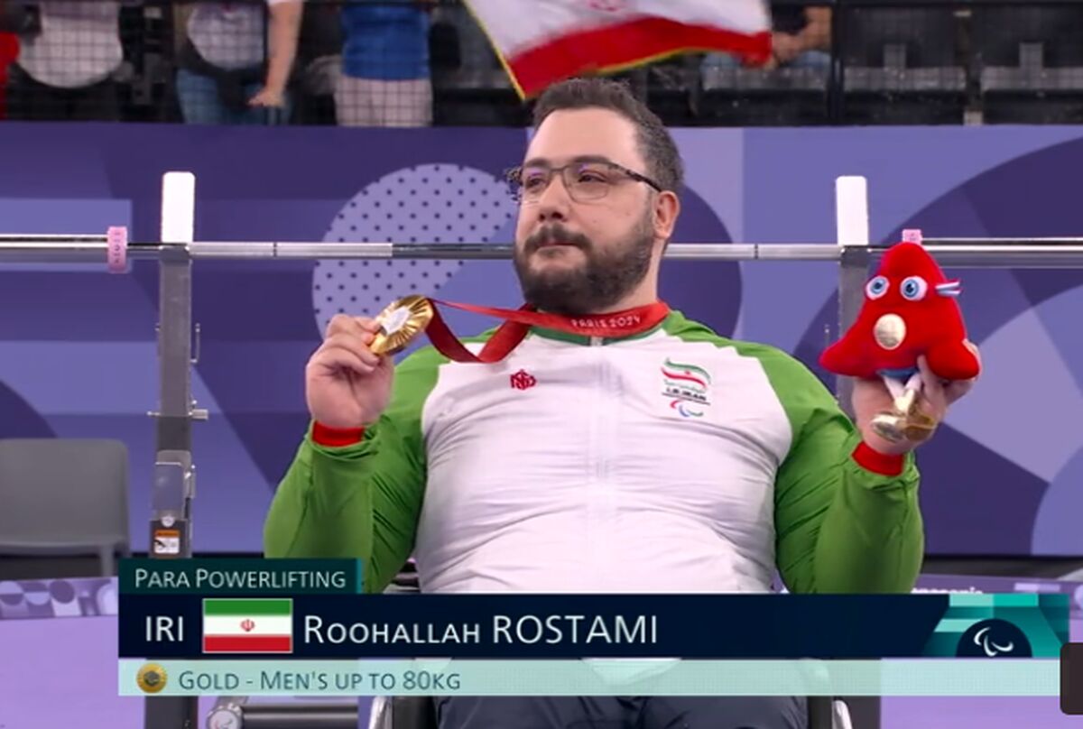 روح الله رستمی با شکستن حدنصاب‌های جهان به طلا رسید