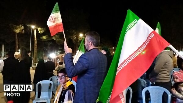 اجتماع مردم در بیعت با سومین رهبر جمهوری اسلامی ایران در امامزاده محروق نیشابور