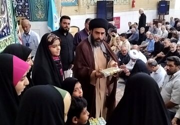 تجلیل از خبرنگاران پانا در مصلای نماز جمعه شمال شهر اصفهان