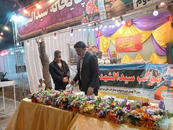 بزرگداشت روز مادر در دبستان ۲۲ بهمن آباده
