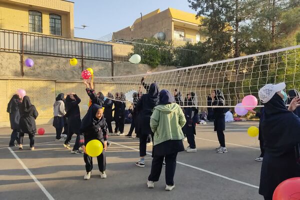 به‌مناسبت هفته بهداشت روان در دبیرستان فرشتگان ناحیه ۴شیراز 