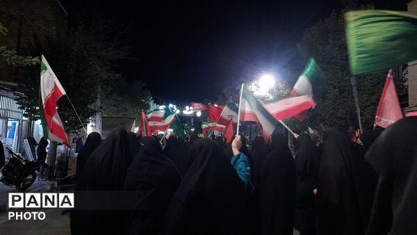 روایت ایستادگی در شازند؛ حضور خالصانه شازندی‌ها در میعادگاه شبانه 