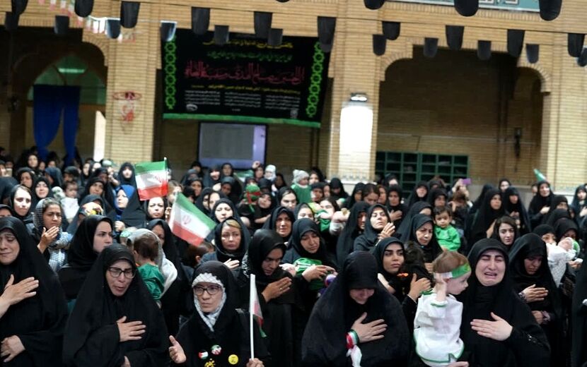 نوای «لبیک یا حسین» از اجتماع شیرخوارگان حسینی در فاز ۳ اندیشه