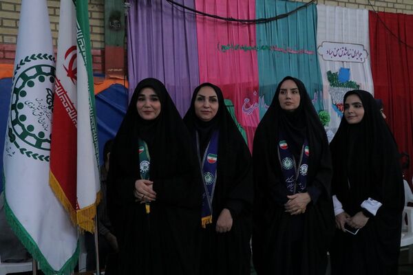 بهارستان دو صحنه همفکری، همدلی و همکاری پیشتازان در همایش یاوران انقلاب