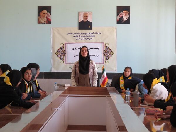 اردوی تمشک دختران بجنورد در اردوگاه شهید چمران 