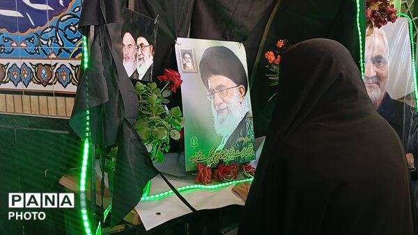 حضور گسترده مردم شهر بن در آیین عزاداری شهادت رهبر معظم انقلاب