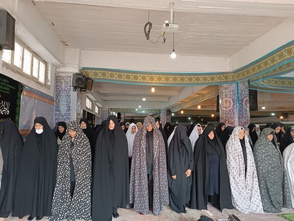 عطر حضور شهید گمنام در نماز جمعه فارسان
