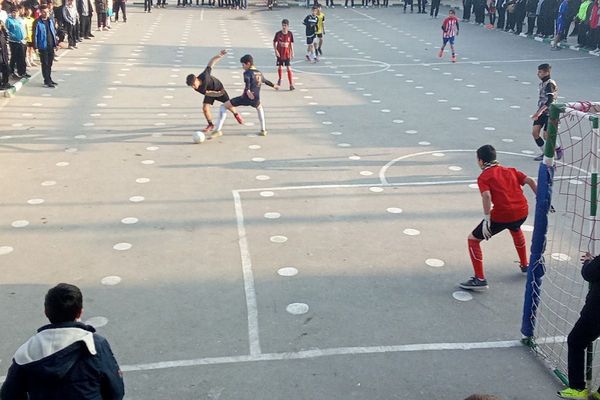  فینال المپیاد ورزشی درون مدرسه‌ای در دبیرستان بشارت بهارستان‌دو 