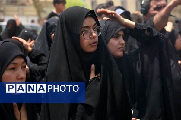 مراسم خیمه سوزی هیات «خیام الحسین» در قم