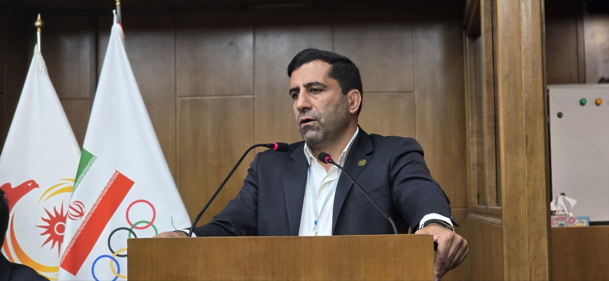 خیری نیا رئیس فدراسیون اسکیت شد