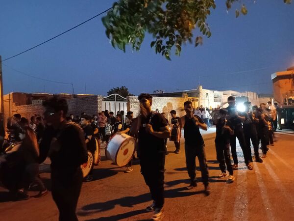 عزاداری هیئت زنجیر زنی روستای نقاب در شب شهادت امام رضا(ع)