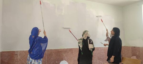  طرح «شهید عجمیان» برای رنگ‌آمیزی و شاداب‌سازی مدارس فین